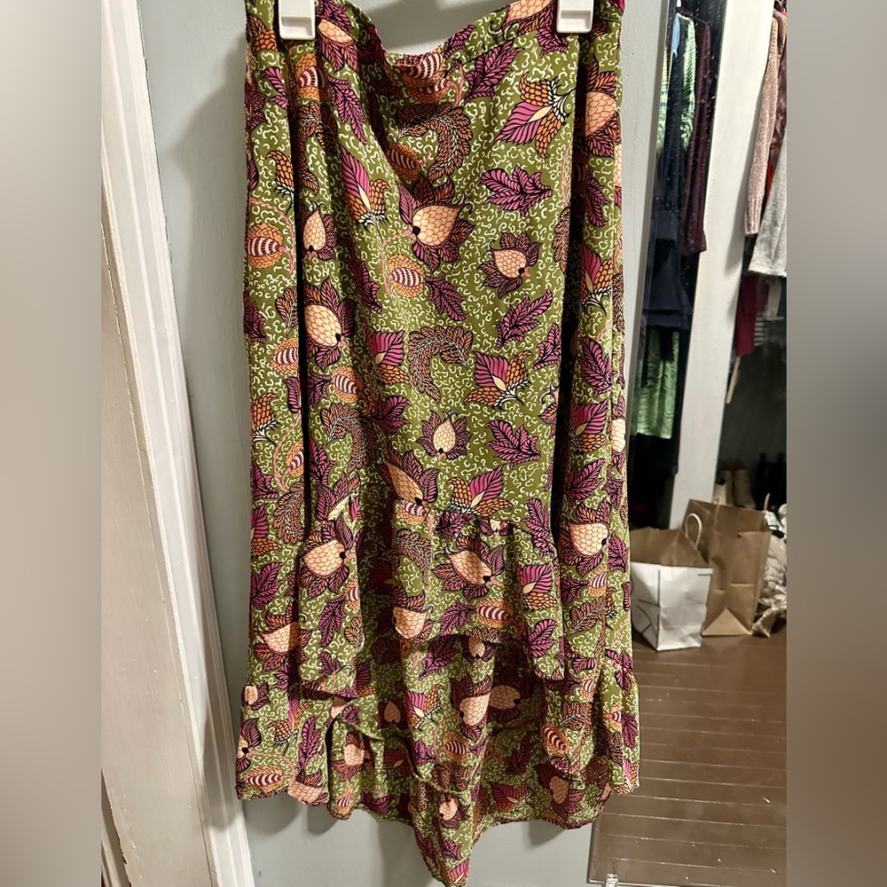 Status by Chenault green paisley high-low skirt size M